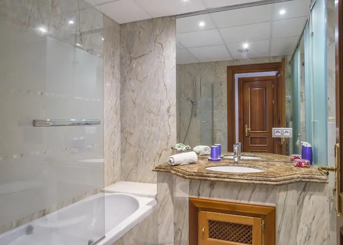 Apartamento Front Mar Azul Estepona